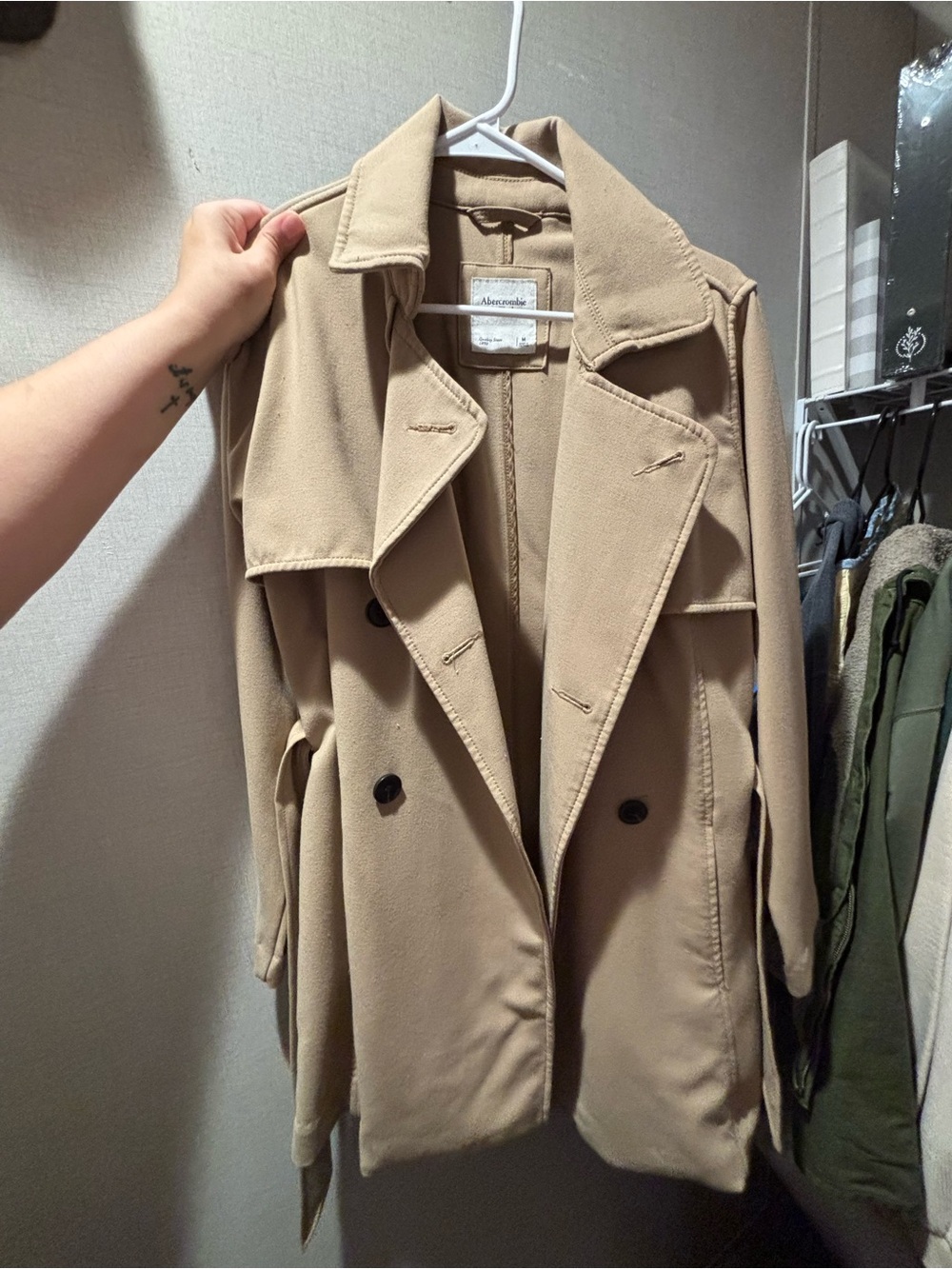 Abercrombie & Fitch Trench Coat